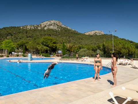 Camping Castell Montgri - Camping Girona - Afbeelding N°0