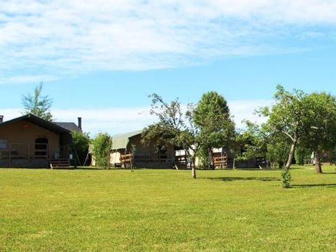 Camping Place de la Famille - Camping Dordogne - Afbeelding N°2