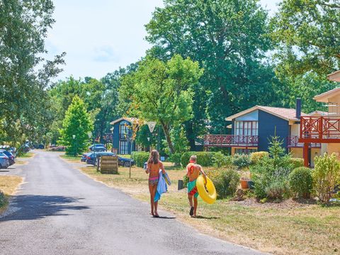 FranceComfort - Résidence Château de Salles - Camping Gironde - Afbeelding N°4